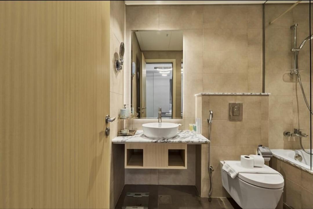 Stylish 2br In 5 Star With Burj Khalifa Views