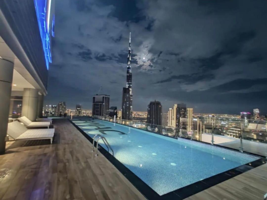 Stylish 2br In 5 Star With Burj Khalifa Views Dubai