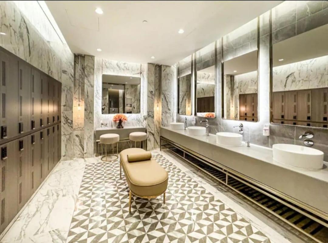 Stylish 2br In 5 Star With Burj Khalifa Views Apartment